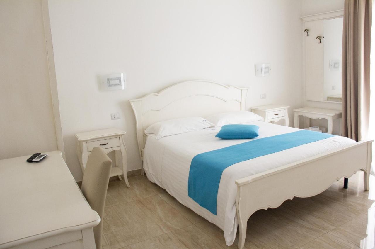 B&B Imperial Exclusive Rooms & Breakfast Porto Cesareo Eksteriør billede