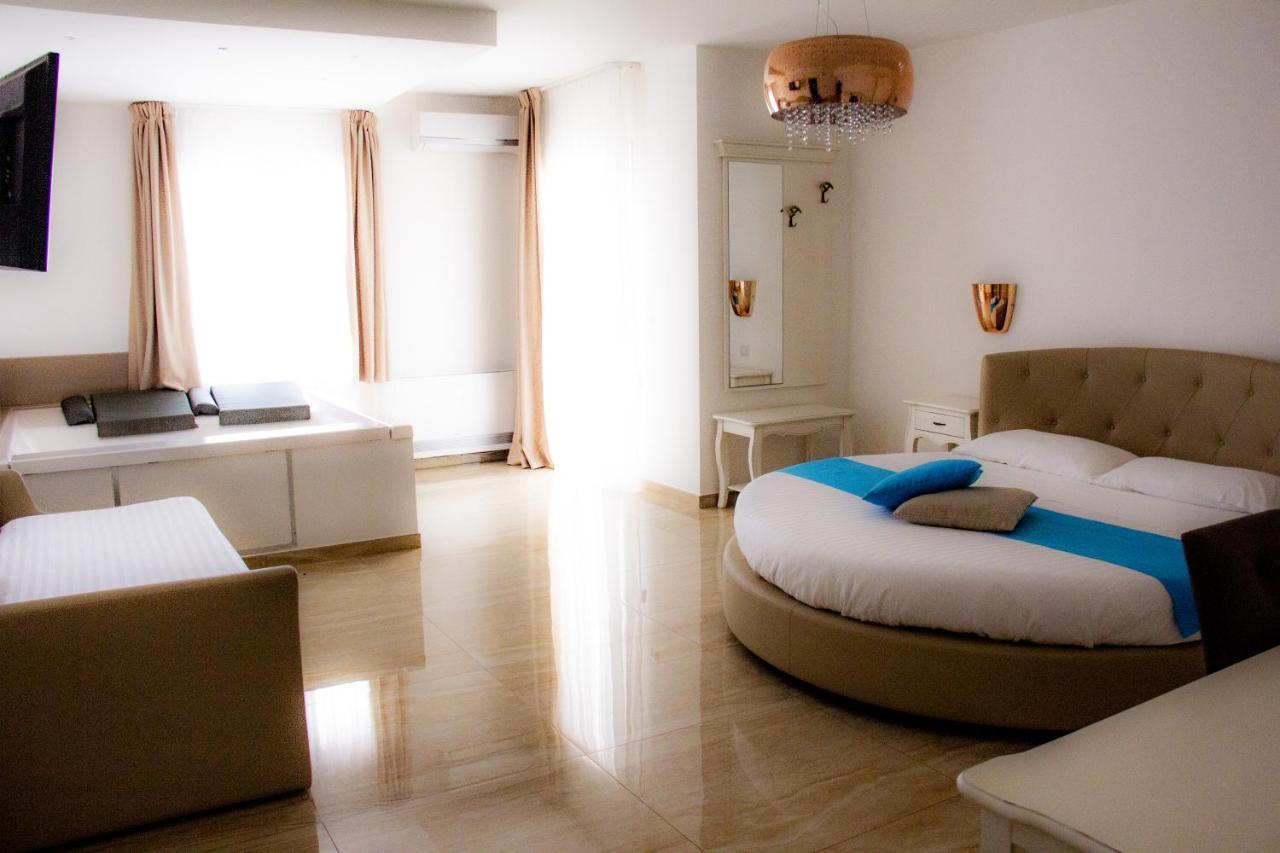 B&B Imperial Exclusive Rooms & Breakfast Porto Cesareo Eksteriør billede